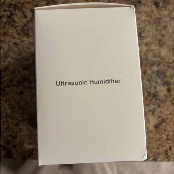 USB Colorful Humidifier with LED Light - Picture 2 of 3